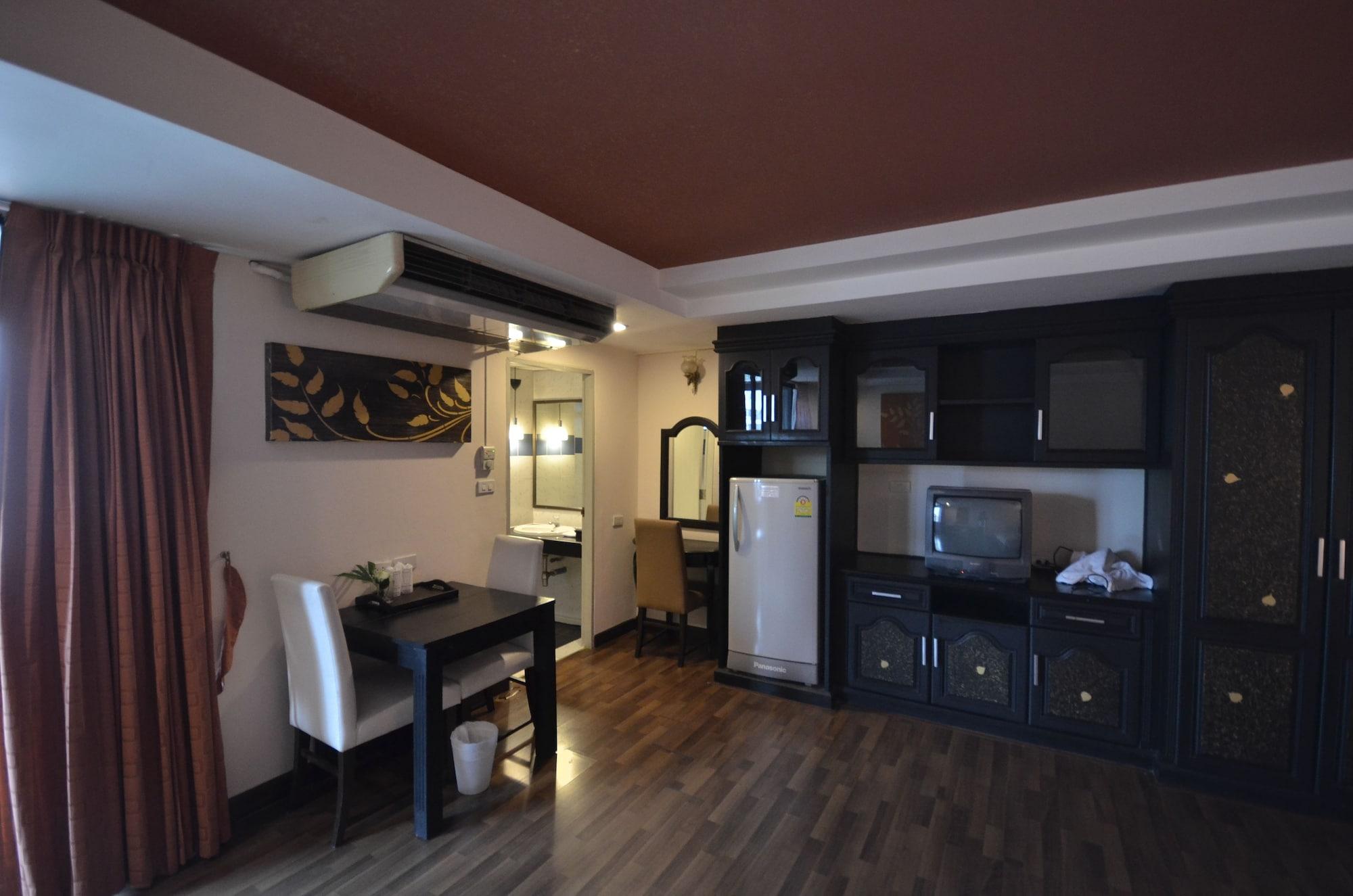 The Heritage Sathorn Suite Hotel Bangkok Exterior foto