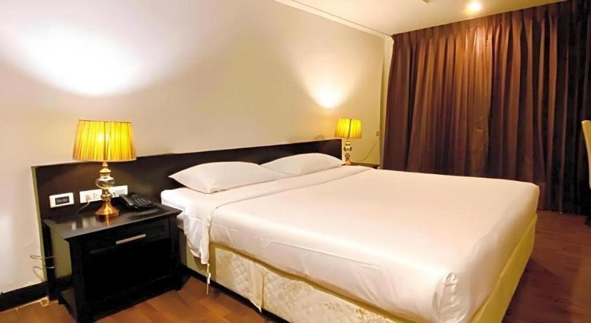 The Heritage Sathorn Suite Hotel Bangkok Exterior foto