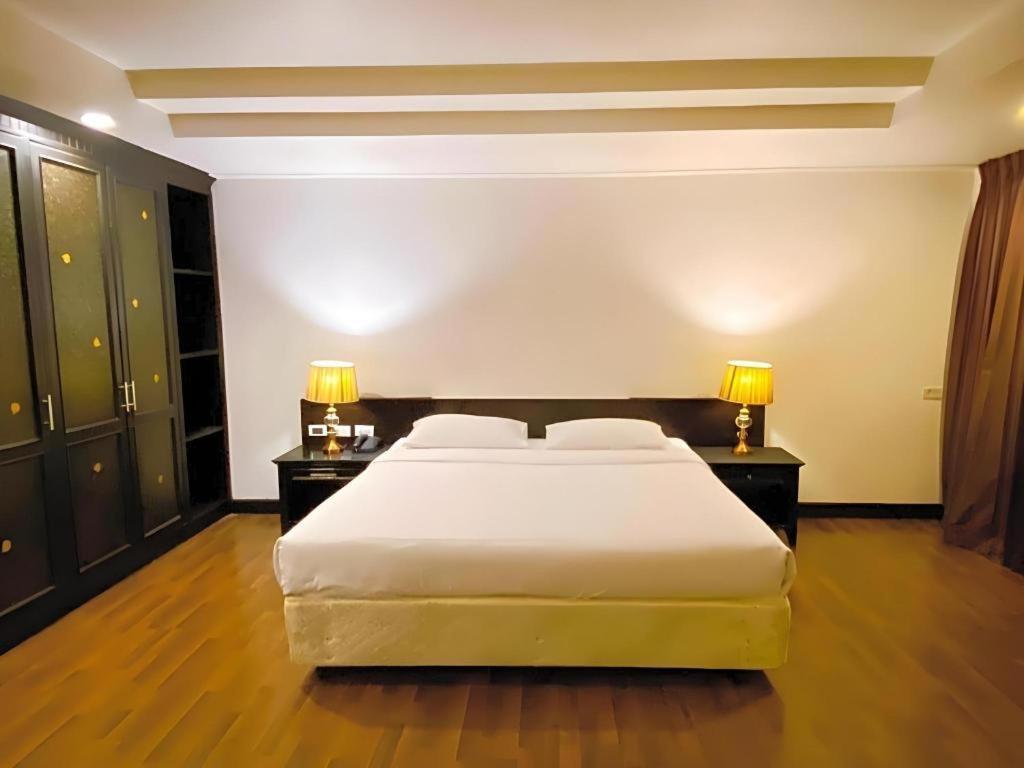 The Heritage Sathorn Suite Hotel Bangkok Exterior foto