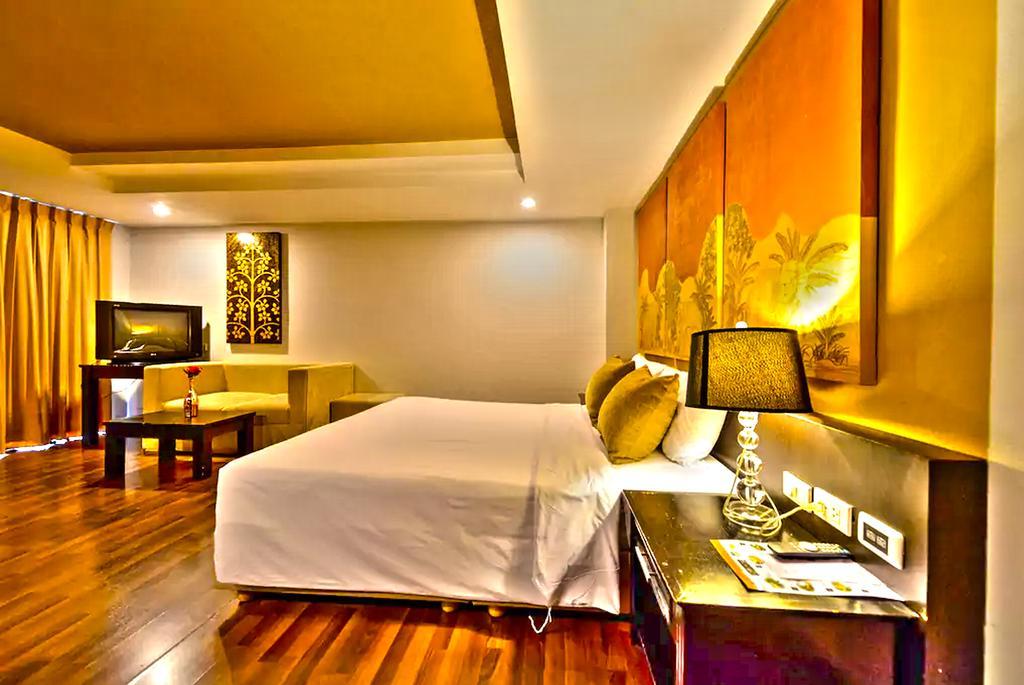 The Heritage Sathorn Suite Hotel Bangkok Exterior foto